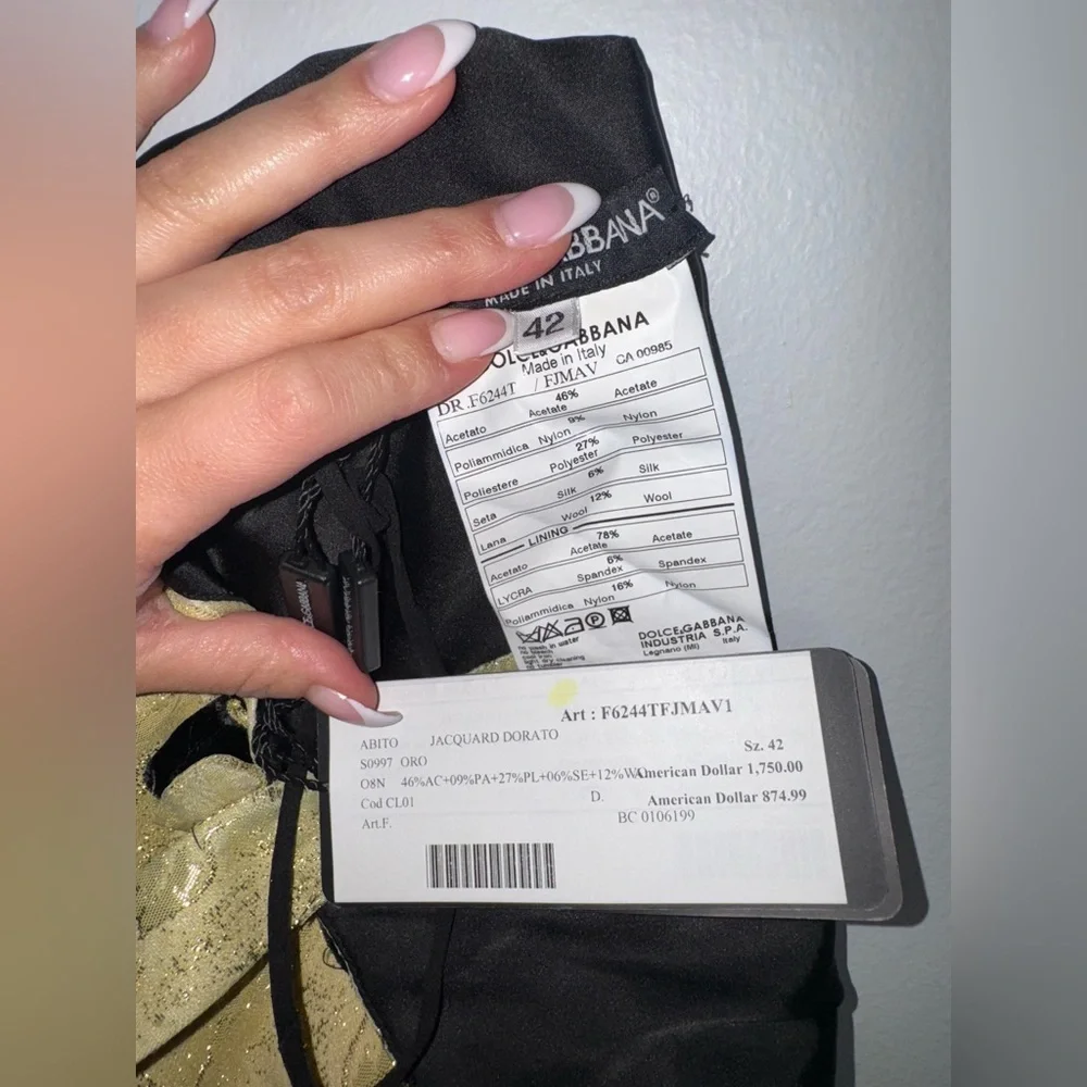 Dolce & Gabbana NWT Jacquard Dorato Dress in Gold/ Size 6 - Picture 6 of 7